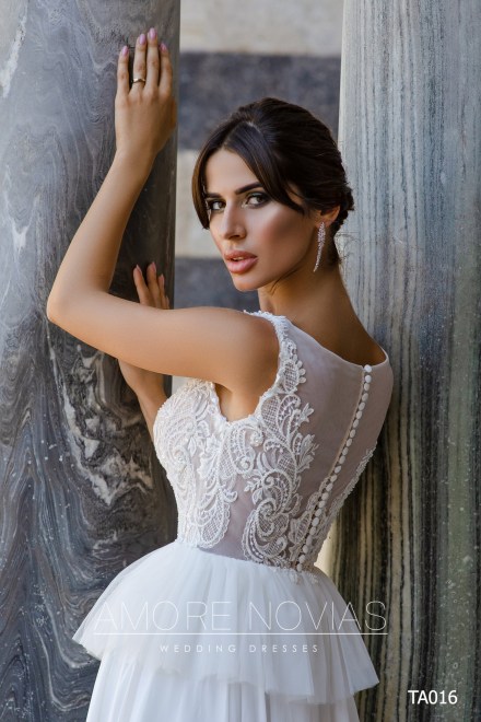 https://amore-novias.com/images/stories/virtuemart/product/TA016       (3).jpg
